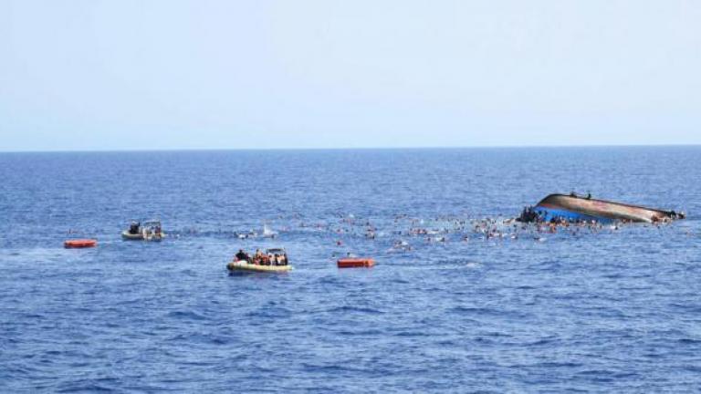 Αίγυπτος:Από 200-300 οι νεκροί πρόσφυγες στο ναυάγιο-100 άνθρωποι κρύβονταν στο ψυγείο του σκάφους!