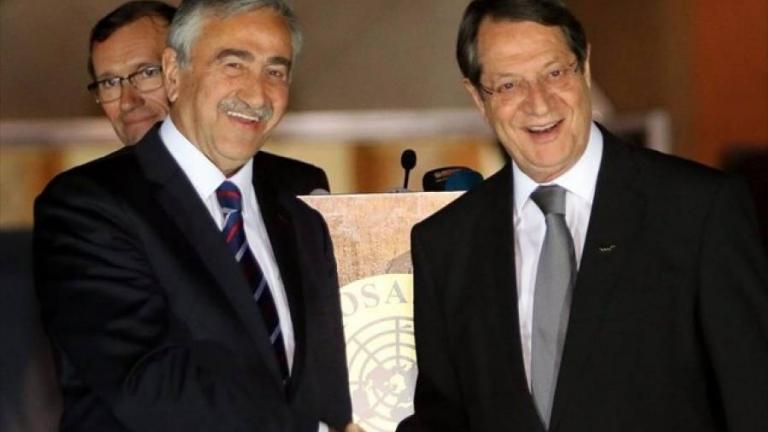 Σε λύση για το Κυπριακό ελπίζουν Αναστασιάδης-Ακιντζί