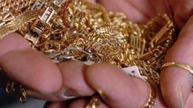 Νεαρές Ρομά αποπειράθηκαν να κλέψουν κοσμήματα αξίας 10.000 ευρώ από κοσμηματοπωλείο