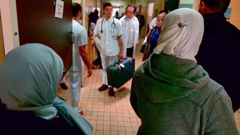 Γαλλία: ΜΚΟ καταγγέλει ότι γιατροί χρηματίζονται για να χορηγούν σε πρόσφυγες ιατρικά πιστοποιητικά
