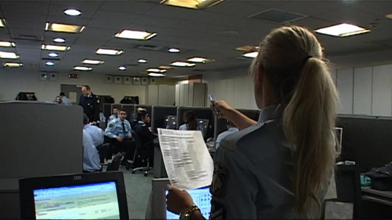 Τα λεφτά του κουμπαρά του δώρησε στην ΕΛ.ΑΣ. ένας 14χρονος μαθητής από την Πελοπόννησο