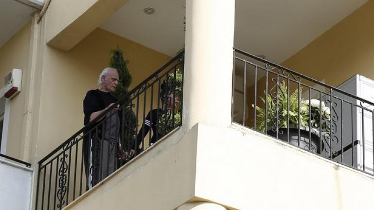Οι πρώτες στιγμές του Άκη Τσοχατζόπουλου έξω από την φυλακή (ΦΩΤΟ) 