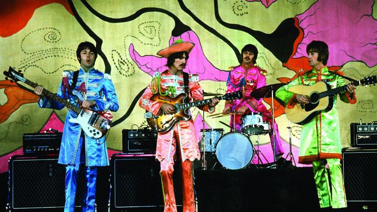 Οι Beatles χαλαρώνουν σε ένα σπάνιο ακυκλοφόρητο βίντεο