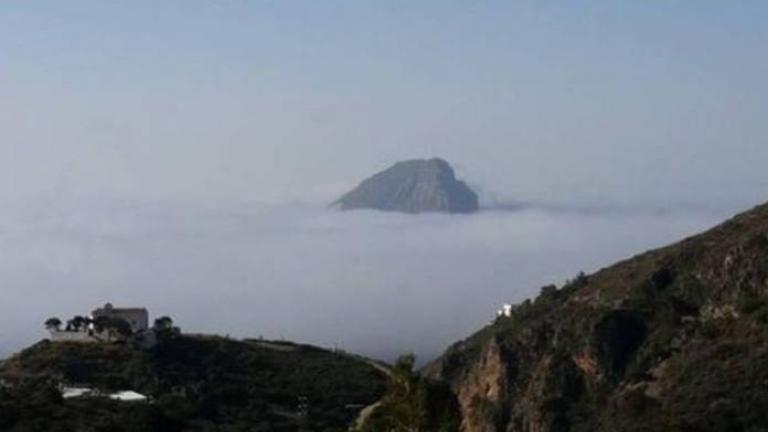 «Σκεπάστηκαν» από ομίχλη τα βόρεια των Χανίων