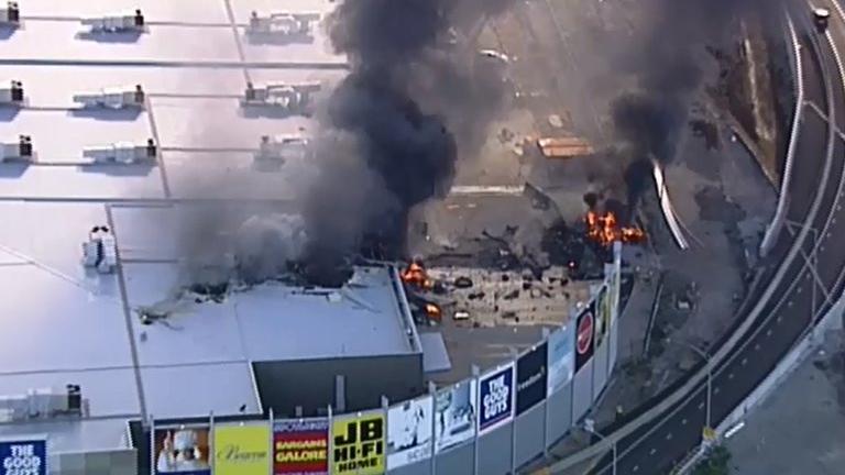 Αυστραλία: 5 νεκροί από τη συντριβή μικρού αεροσκάφους στην οροφή εμπορικού κέντρου