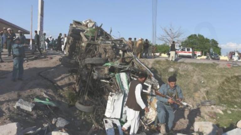  Δώδεκα νεκροί, 38 τραυματίες από επίθεση αυτοκτονίας στο Αφγανιστάν