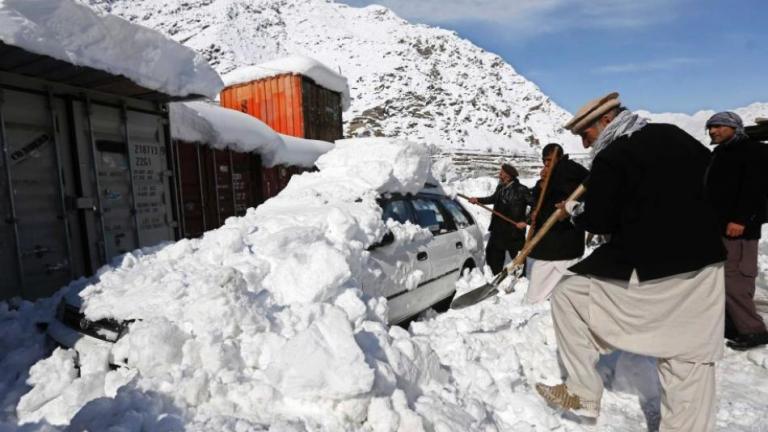 Αφγανιστάν: Περισσότεροι από 100 νεκροί από τις σφοδρές χιονοπτώσεις και τις χιονοστιβάδες