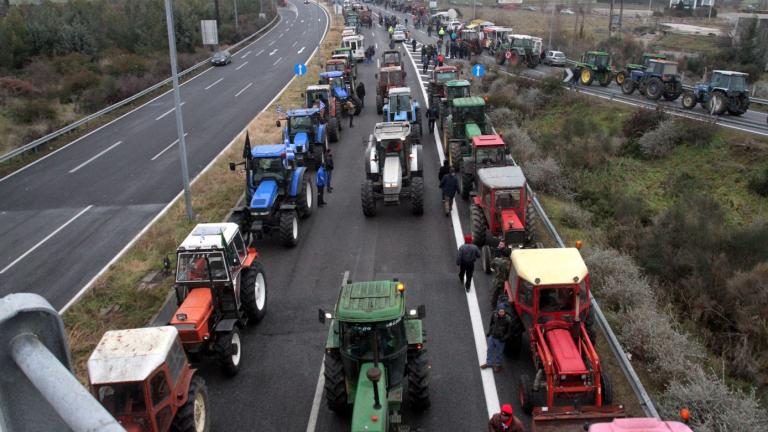 τα δύο «κόβουν» τη χώρα οι αγρότες - Ετοιμάζουν αιφνιδιαστικές κινήσεις 