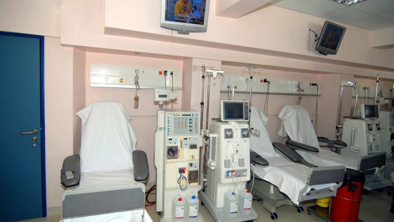 Πατέρας χάρισε το νεφρό στο γιο του για να τον σώσει από την αιμοκάθαρση