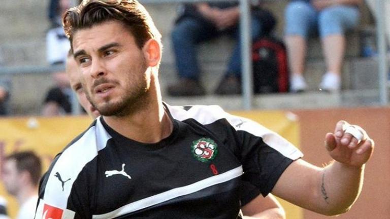 Στα γραφεία της ΑΕΚ ο Αϊντάρεβιτς 