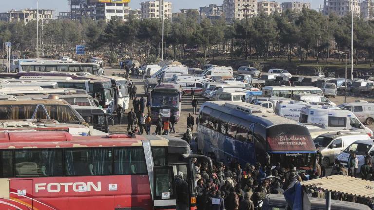 Περισσότεροι από 4.000 αντάρτες εγκατέλειψαν το Χαλέπι τη νύχτα