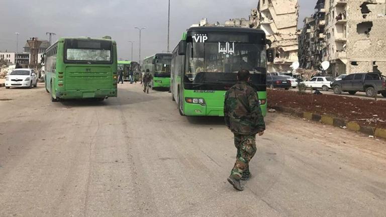 Συρία: Περίπου δέκα λεωφορεία με αμάχους έφυγαν σήμερα το πρωί, από τα χωριά Αλ-Φούα και Κεφράγια