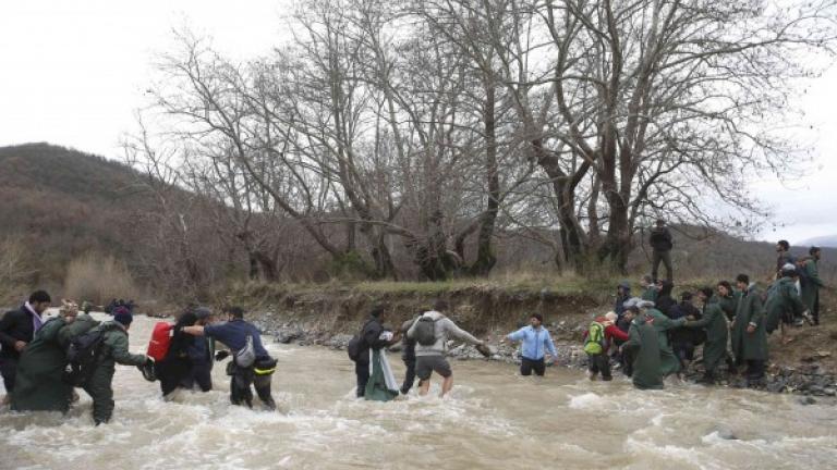 Η Αθήνα διαψεύδει τα Σκόπια για την επιστροφή προσφύγων 