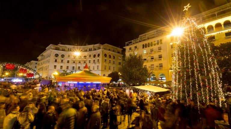  Σόου με 3.000 πυροτεχνήματα θα φωτίσει τα πρώτα λεπτά του 2017 τον ουρανό της Θεσσαλονίκης