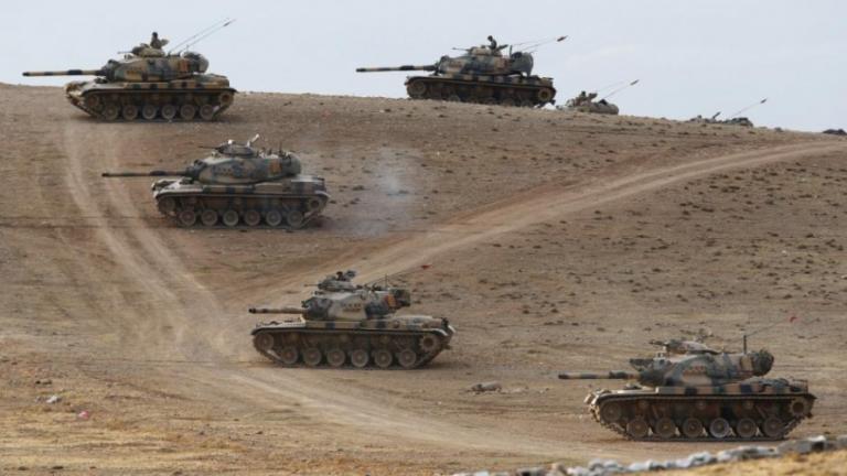 Τουρκικά άρματα μάχης πέρασαν στη βόρεια Συρία