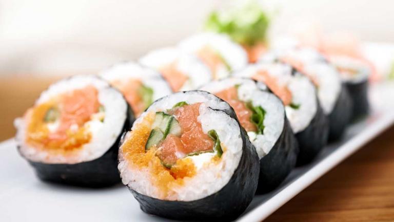 Κίνδυνος για την Υγεία! Όσοι τρώνε σούσι πρέπει να προσέχουν - 2ο κρούσμα με σκουλήκια