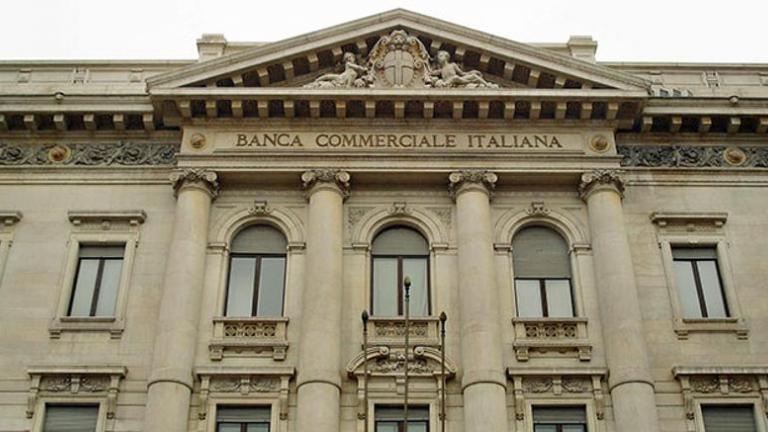 Η Ιταλία ετοιμάζεται να προχωρήσει μονομερώς και να ανακεφαλαιοποιήσει το τραπεζικό της σύστημα