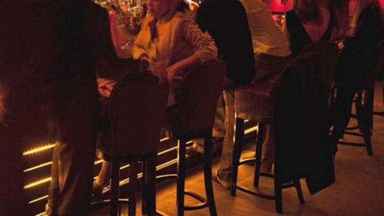 Πορτοφολάδες είχαν ρημάξει τους θαμώνες εστιατορίων και καφέ στο Χαλάνδρι