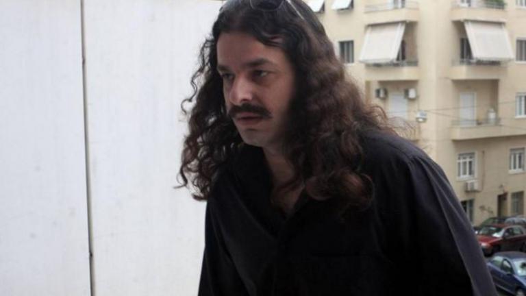 Για μία παρατήρησε σε προσπέραση ο Μπαρμπαρούσης και το σόι του έστειλαν στο νοσοκομείο τον αστυνομικό