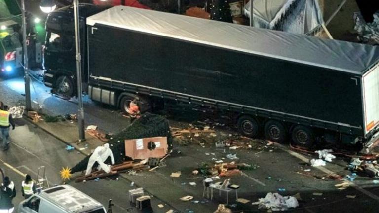 Απίστευτη γκάφα των Γερμανών: Συνέλαβαν πρόσφυγα για την επίθεση με φορτηγό ενώ δεν ήξερε  να βάλει μπροστά ένα αυτοκίνητο!