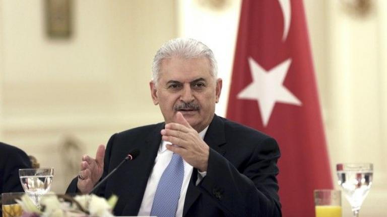 Ο πρωθυπουργός της Τουρκίας απειλεί την Ευρώπη να μην αναμειγνύεται στο δημοψήφισμα