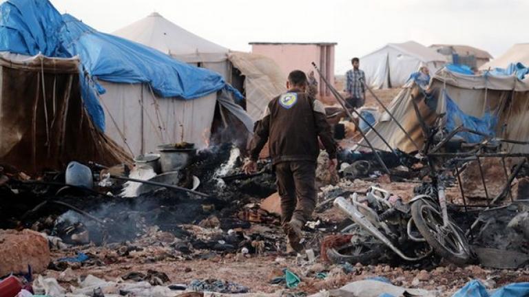 Συρία: Τουλάχιστον 45 νεκροί πρόσφυγες από επιθέσεις αυτοκτονίας του ISIS σε καταυλισμό