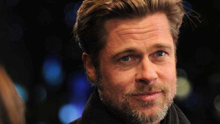 Έλληνας διάσημος: «Κοιταζόμασταν στα μάτια με τον Brad Pitt και ήρθε να…»