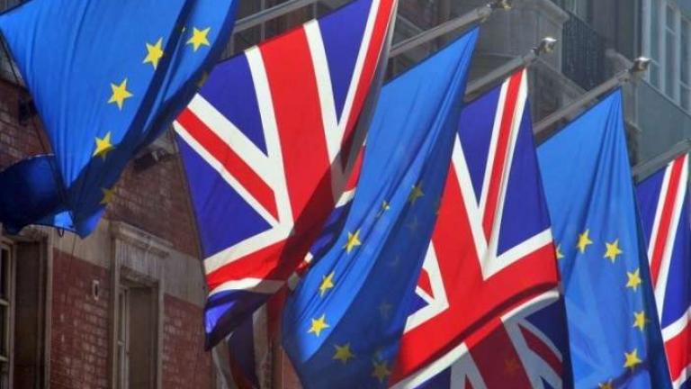 Brexit: Ανέβηκε στο 53% το «ναι» των Βρετανών στην Ε.Ε