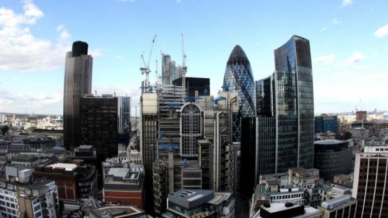 Φεύγουν από το Λονδίνο οι μεγάλες επενδυτικές τράπεζες 