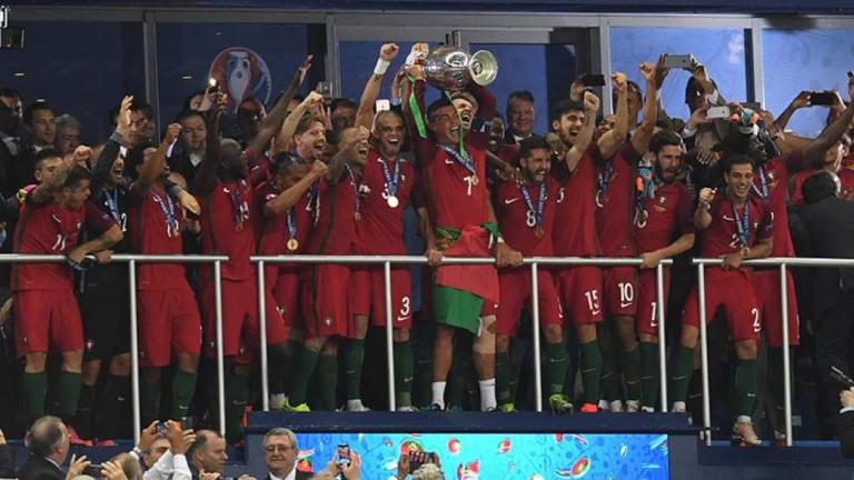 Οι αναρτήσεις του Κριστιάνο Ρονάλντο μετά την νίκη της Πορτογαλίας στο Euro2016
