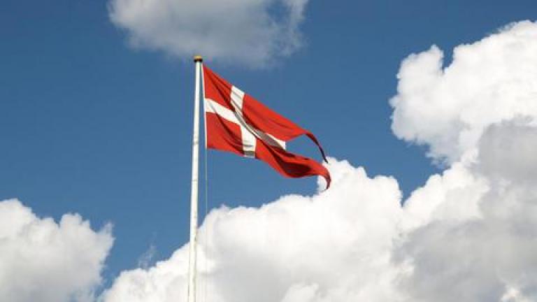 Υπουργός της Δανίας παροτρύνει τους πολίτες της να..καρφώνουν όσους δεν μιλάνε δανέζικα 