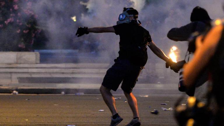 Σταθερή η κατάσταση του 16χρονου που παραμένει στην ΜΕΘ του ΚΑΤ-Τι είπαν οι αστυνομικοί για τις χειροπέδες