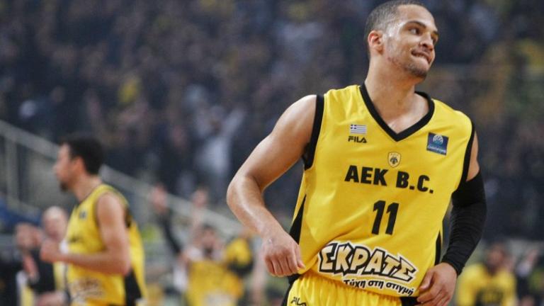 Ο μπασκετμπολίστας της ΑΕΚ Μάικλ Ντίξον παραβίασε STOP έπεσε σε άλλο όχημα που με  την σειρά του σκότωσε πεζό