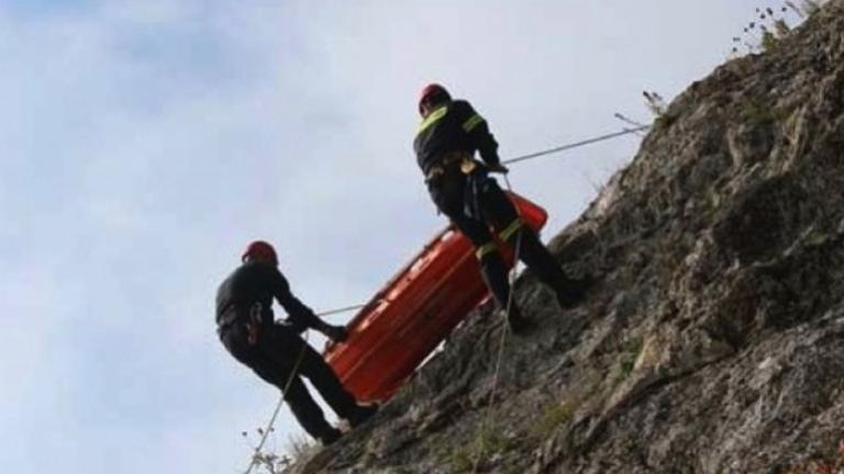 Σε εξέλιξη επιχείρηση για τη διάσωση γυναίκας που έπεσε σε γκρεμό στα Χανιά