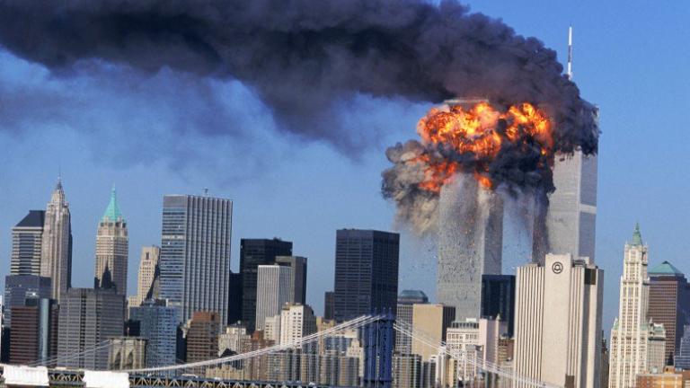 Σαν σήμερα 11 Σεπτεμβρίου: Το χτύπημα στους Δίδυμους Πύργους που άλλαξε την πορεία του κόσμου (ΦΩΤΟ-ΒΙΝΤΕΟ)