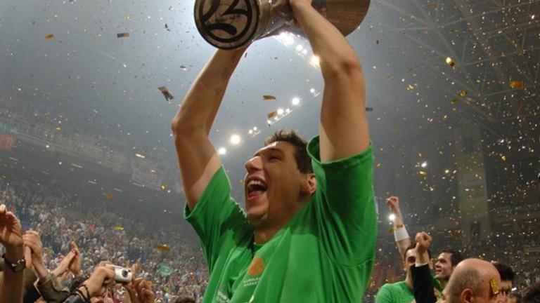 Το ΟΑΚΑ λέει αντίο στον μεγάλο Μήτσο (slideshow&video)