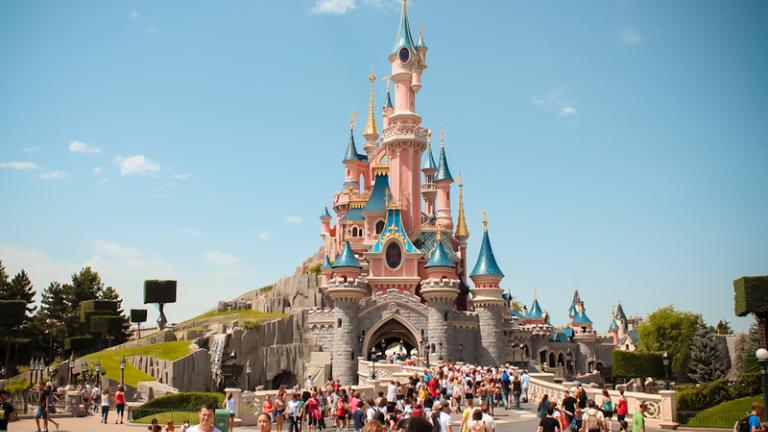 «Χτυπήματα» σε Ντίσνεϊλαντ και Σανς Ελιζέ απέτρεψε η γαλλική αστυνομία