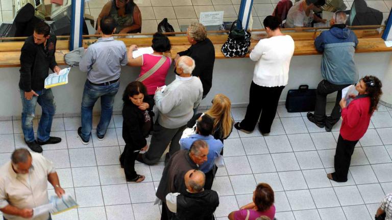 Πότε κινδυνεύετε να βγείτε εκτός ρύθμισης των 100 δόσεων