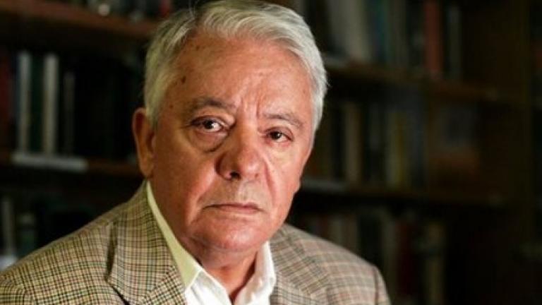 Απεβίωσε ο δημοσιογράφος Γιάννης Σιωμόπουλος