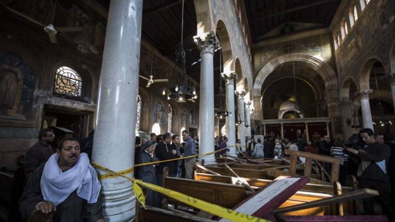 Επίθεση αυτοκτονίας το χτύπημα σε εκκλησία στο Κάιρο (Φωτό)