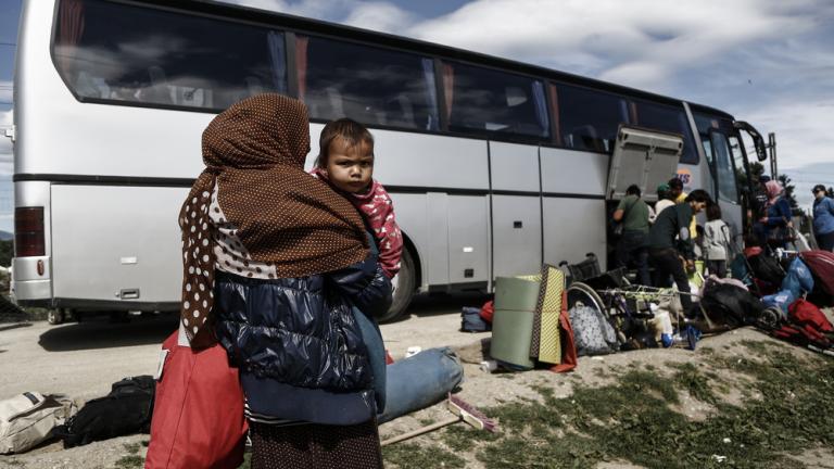 Ειδομένη: Επιτράπηκε στους δημοσιογράφους να μπουν στον καταυλισμό