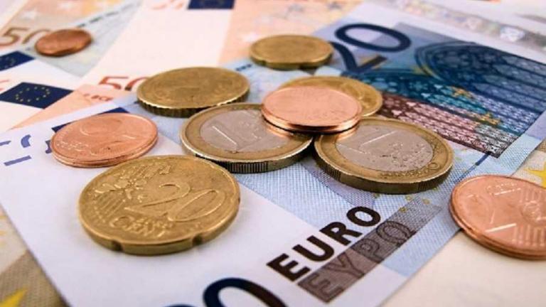 Στη... μέγγενη ΕΚΑΣ και προνοιακά επιδόματα