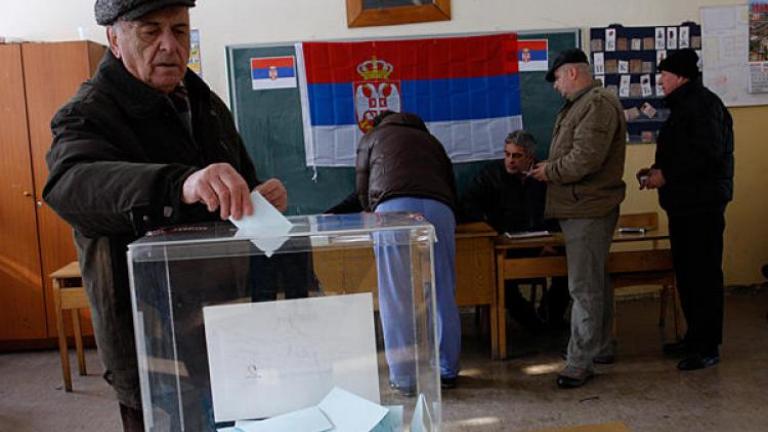 Σε εξέλιξη οι πρόωρες εκλογές στην Σερβία
