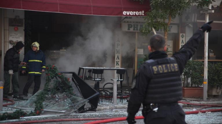 Μία νεκρή και πολλοί τραυματίες από έκρηξη σε Everest στην Πλατεία Βικτωρίας – Video, φωτογραφίες!