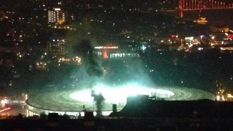 Δύο εκρήξεις στην Κωνσταντινούπολη, κοντά στο γήπεδο της Μπεσίκτας- Εξερράγη αυτοκίνητο που ήταν παγιδευμένο με εκρηκτικά-Τουλάχιστον 20 τραυματίες,πληροφορίες για νεκρούς (ΦΩΤΟ-ΒΙΝΤΕΟ)