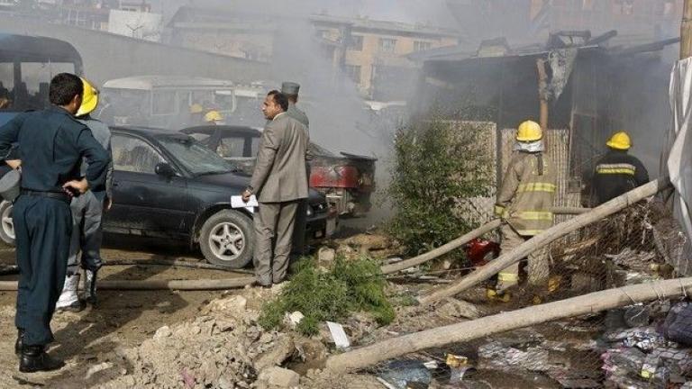 Τουλάχιστον 20 είναι οι νεκροί από τις δύο εκρήξεις στην Καμπούλ 