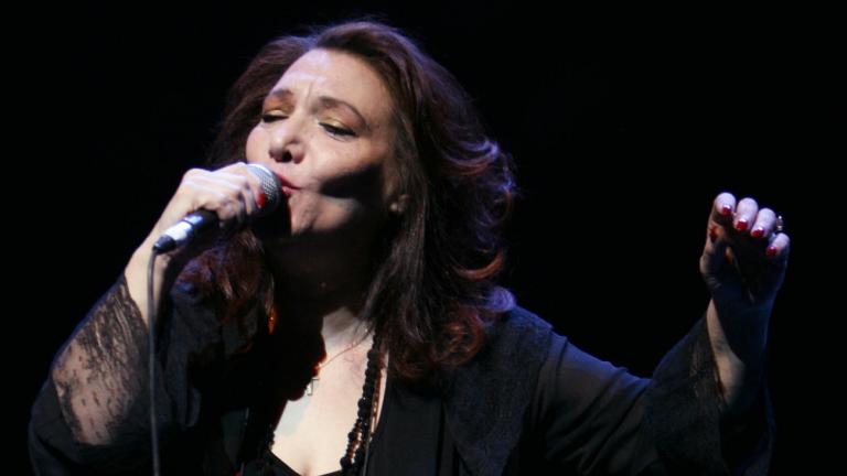 «Χείμαρρος» η Ελένη Βιτάλη: Τα έβαλε με Ρέμο και Πάολα «Δεν είναι τίποτα!»