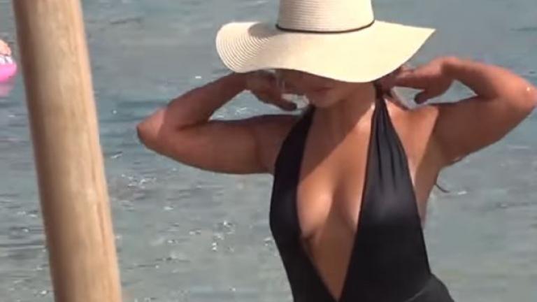 Η Ελευθερία Ελευθερίου πιο σέξι από ποτέ 