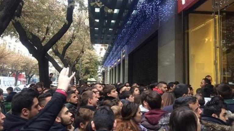 Black Friday: Πως πήγε η πρώτη "Μαύρη Παρασκευή" στην Ελλάδα