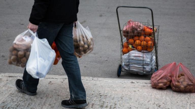 ΣΕΒ: Στην Ελλάδα η οικογένεια, αν και εξασθενημένη, δρα ακόμη ως δίχτυ κοινωνικής ασφάλειας και προστασίας